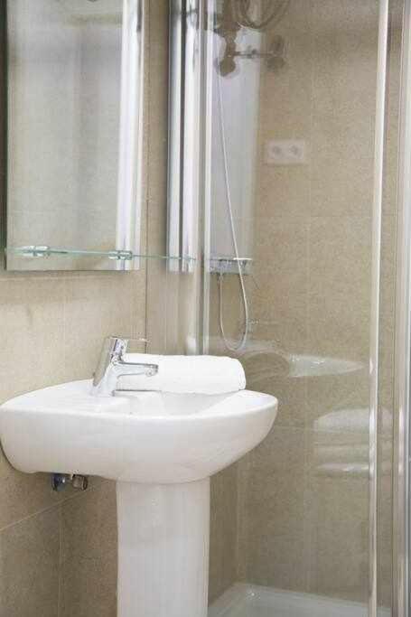 Comodo Y Agradable Estudio En Madrid Centro A3 외부 사진