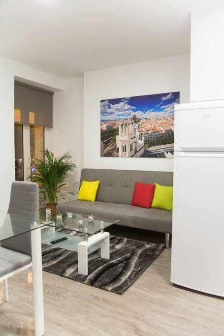 Comodo Y Agradable Estudio En Madrid Centro A3 외부 사진