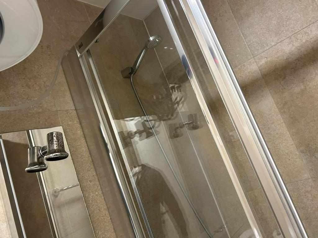 Comodo Y Agradable Estudio En Madrid Centro A3 외부 사진
